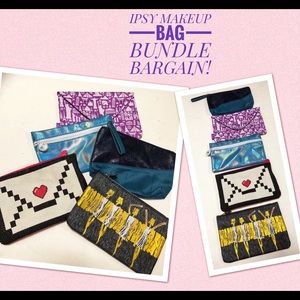 5 piece IPSY bundle makeup/cosmetic bags bargain!